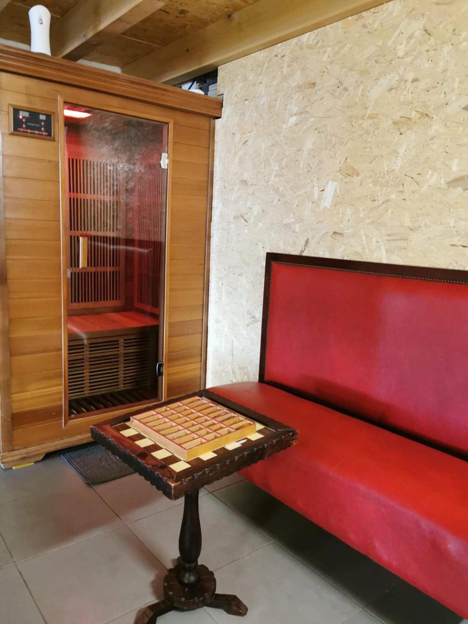 Villa Elegante A Carcassonne Avec Jardin Et Jacuzzi Екстериор снимка